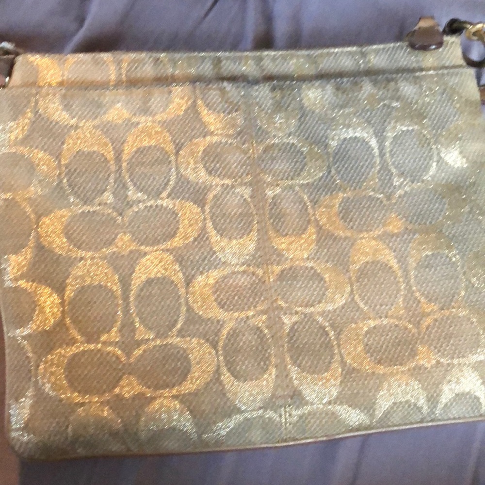 Handbag - Picture 2 of 2
